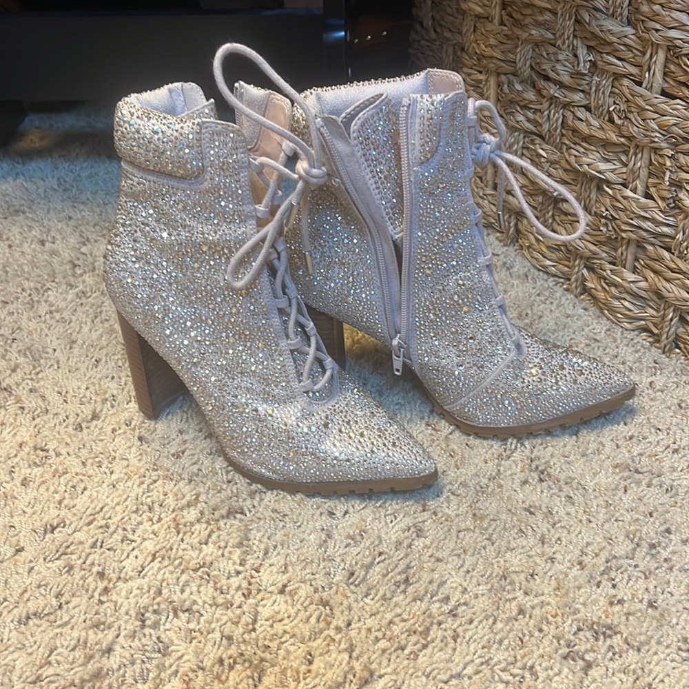Steven Madden boots size 7
